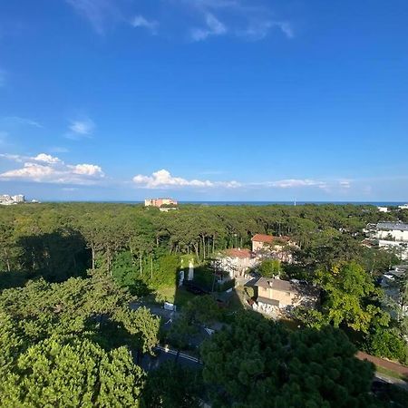 Appartamento Con Vista Panoramica E Piscina Lignano Sabbiadoro Exterior photo